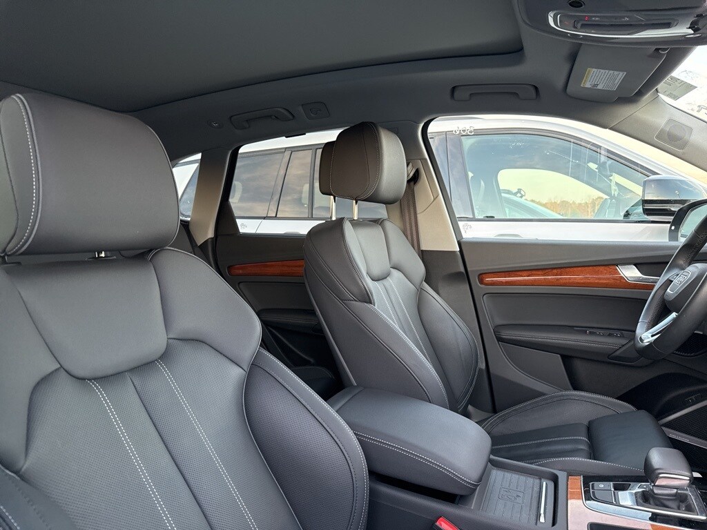 2023 Audi Q5 Prestige 45 TFSI S line Premium photo 4