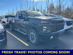 2022 Chevrolet Silverado 2500HD Custom Truck