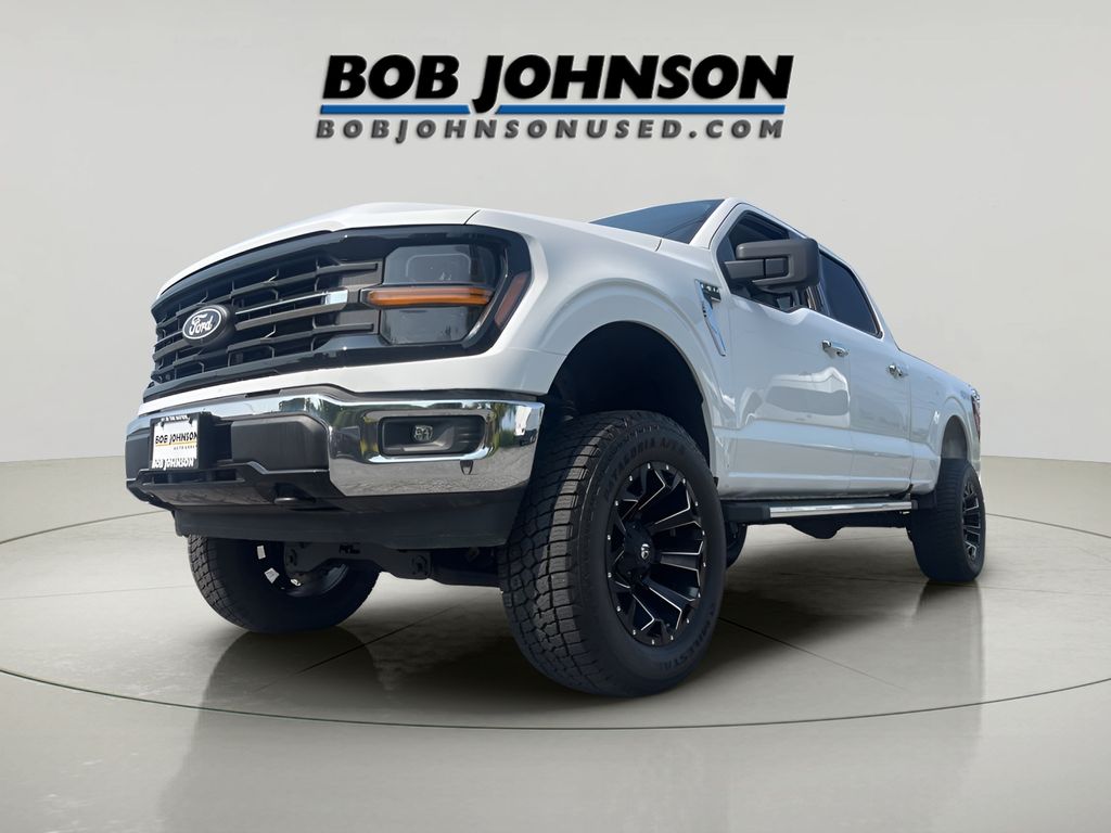 2024 Ford F-150 XLT photo 3