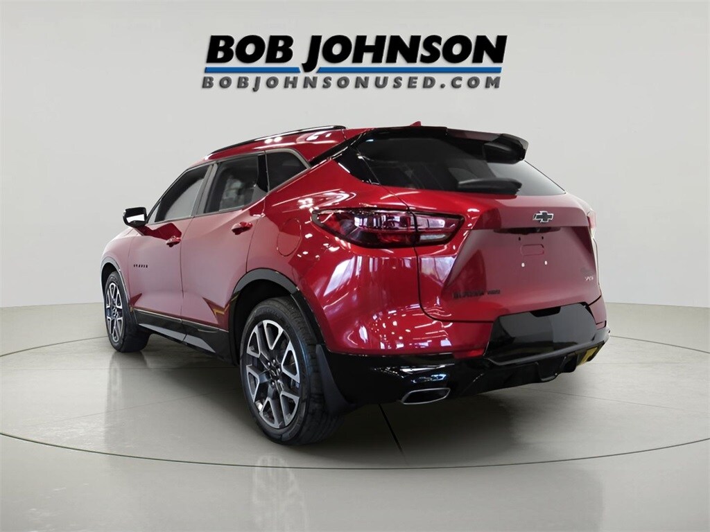 2023 Chevrolet Blazer RS photo 2