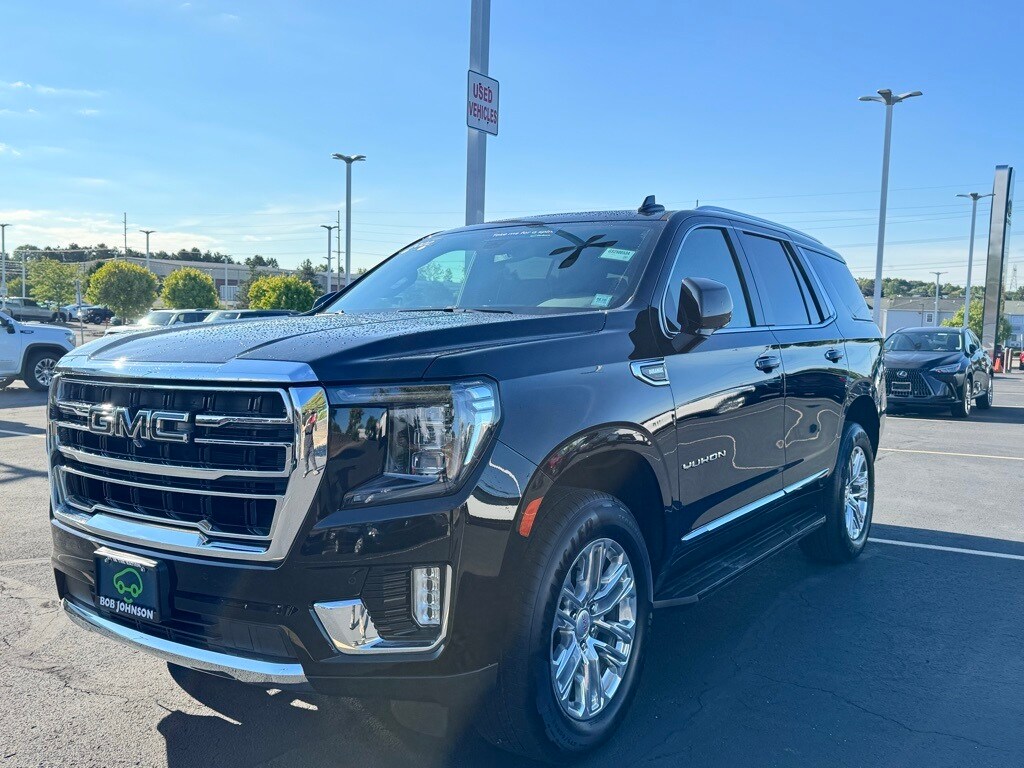 2022 Gmc Yukon SLT photo 3