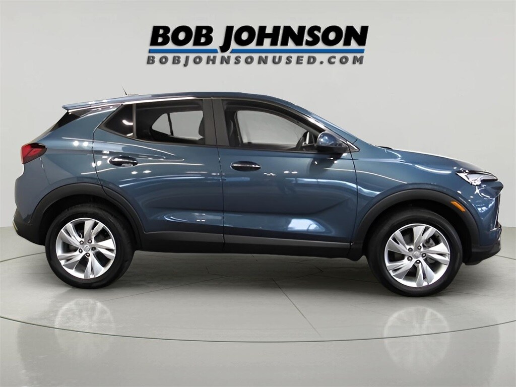 2025 Buick Encore GX Preferred photo 2