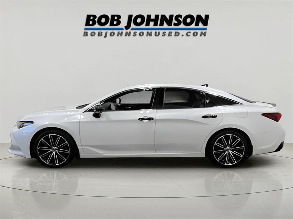 2019 Toyota Avalon XSE photo 4