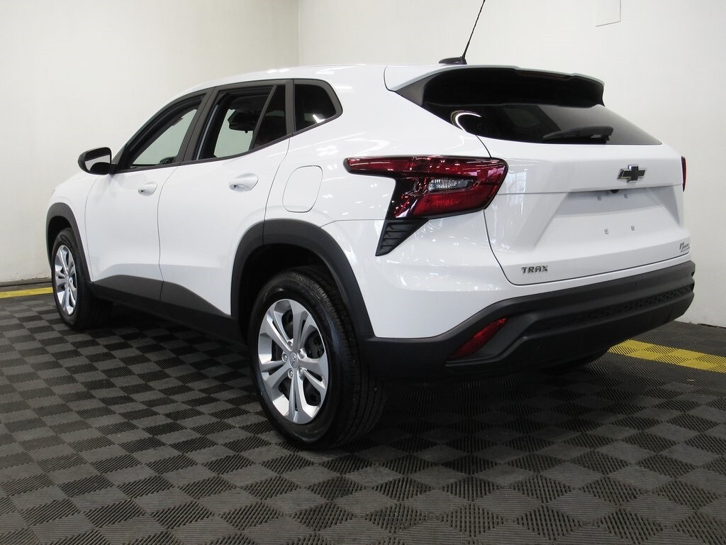 Used 2024 Chevrolet Trax LS SUV