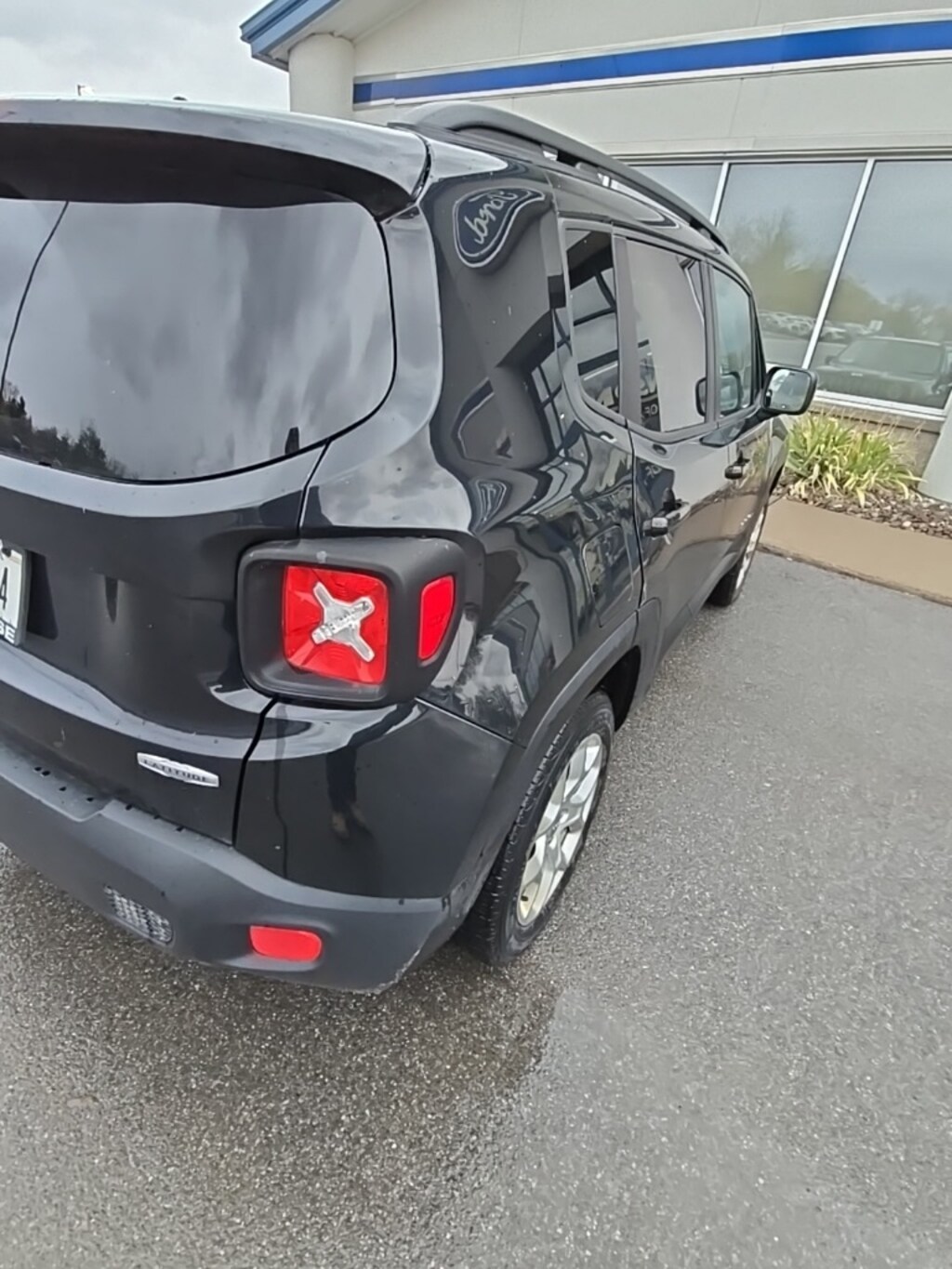 Used 2017 Jeep Renegade Latitude SUV