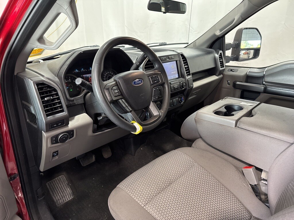 2020 Ford F-150 XLT photo 3