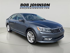 2018 Volkswagen Passat 2.0T SEL Premium Sedan