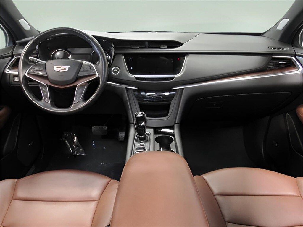 2023 Cadillac XT5 Premium Luxury photo 2