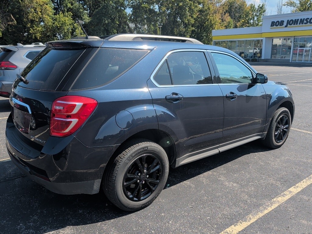 2016 Chevrolet Equinox LT photo 3