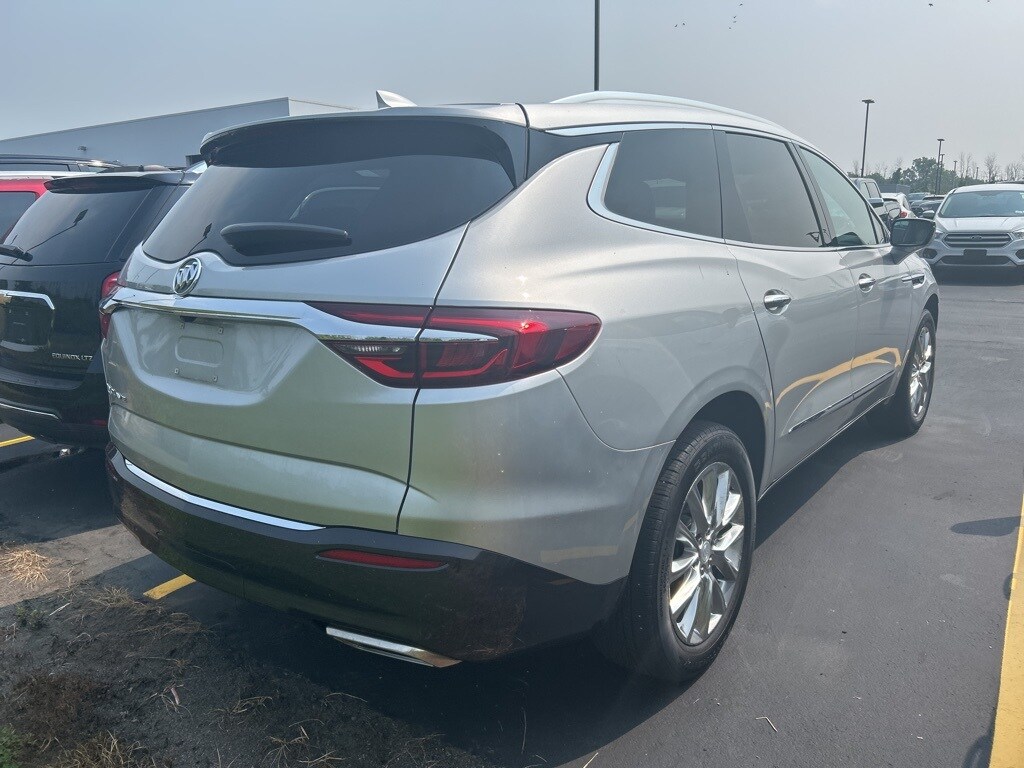 2021 Buick Enclave Premium photo 2