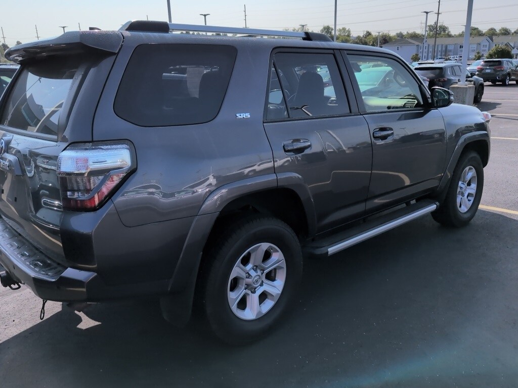 2020 Toyota 4Runner SR5 Premium photo 3