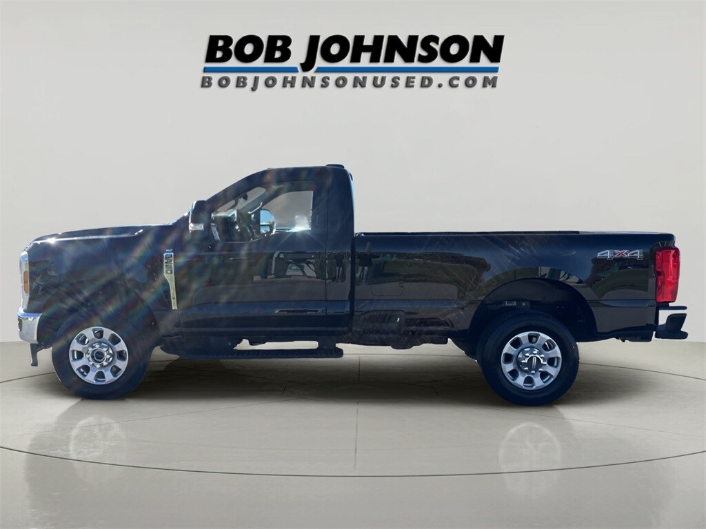 2024 Ford F-250 XLT photo 4
