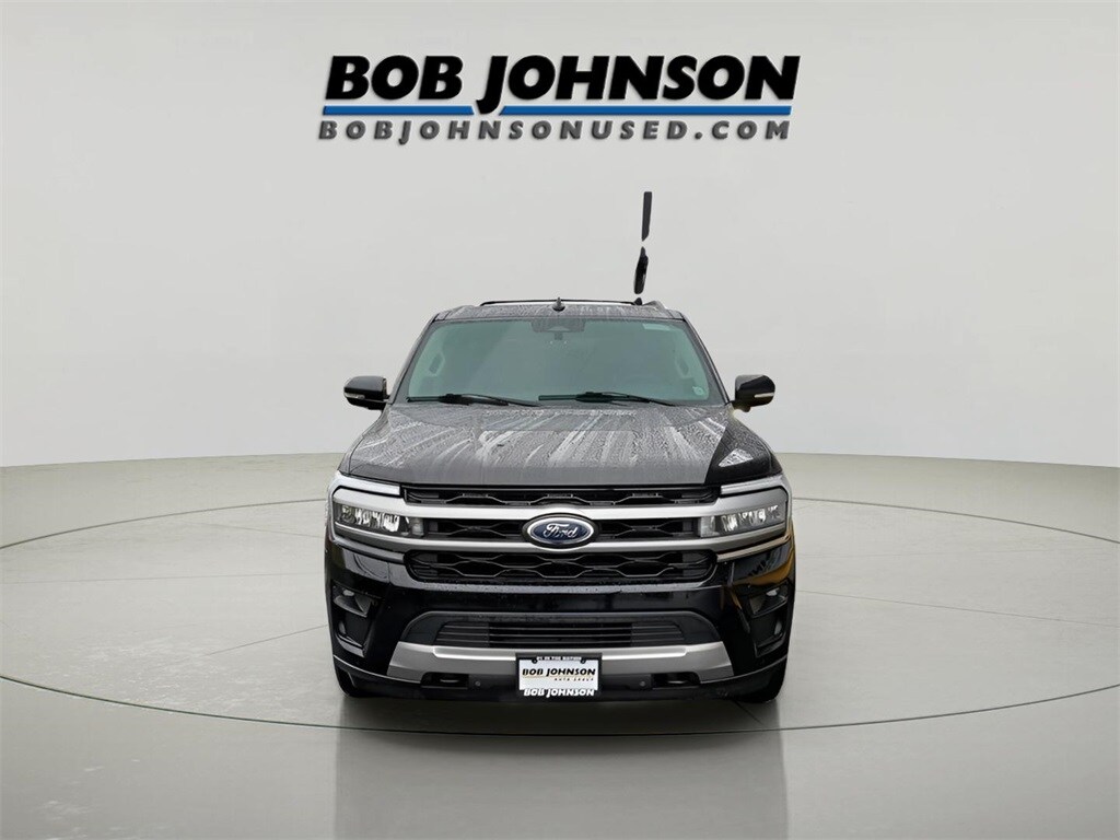 2024 Ford Expedition MAX XLT photo 2