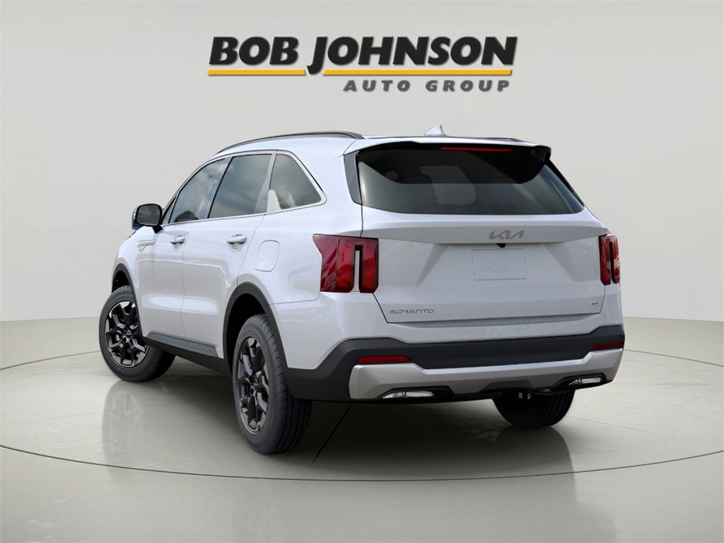 2026 Kia Sorento S photo 4