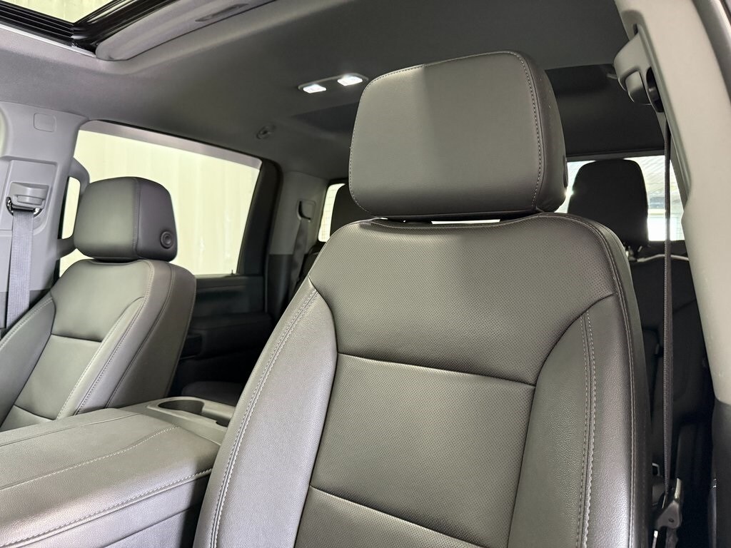 2023 Chevrolet Silverado 2500HD LTZ photo 4