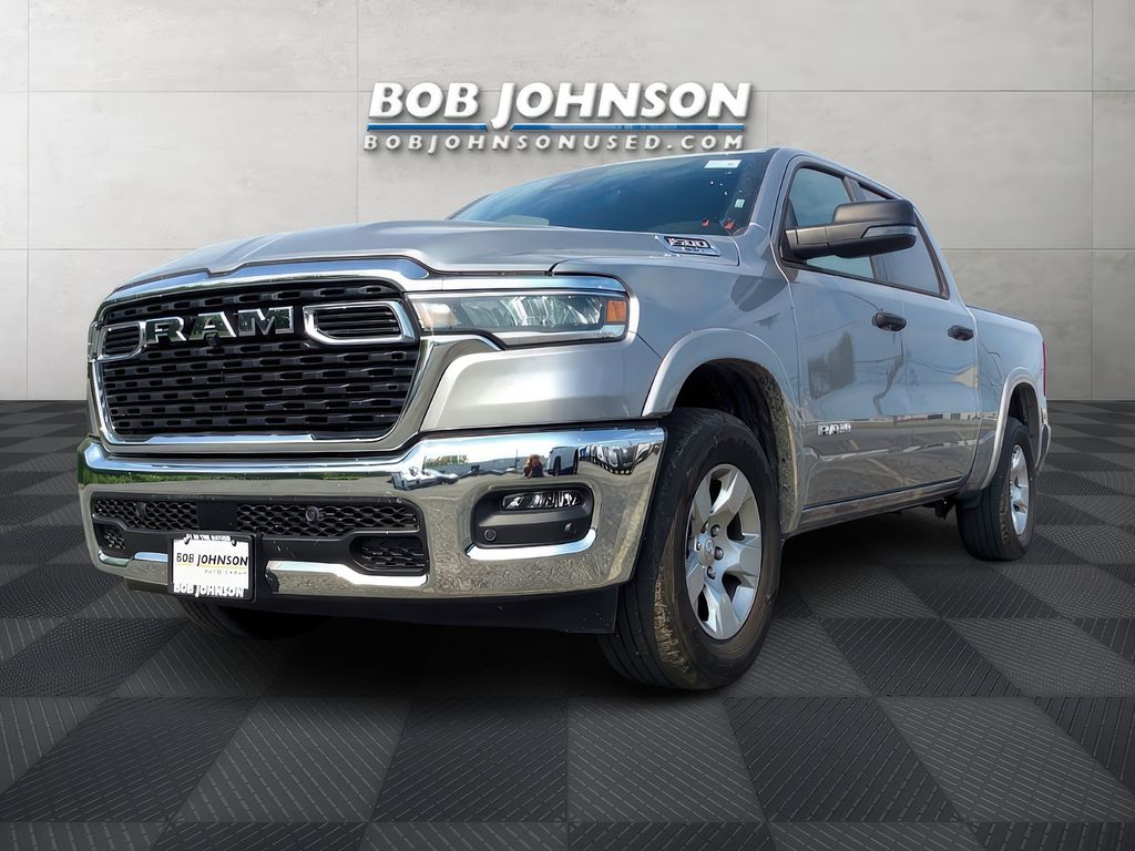2025 Ram 1500 Big Horn Lone Star photo 3
