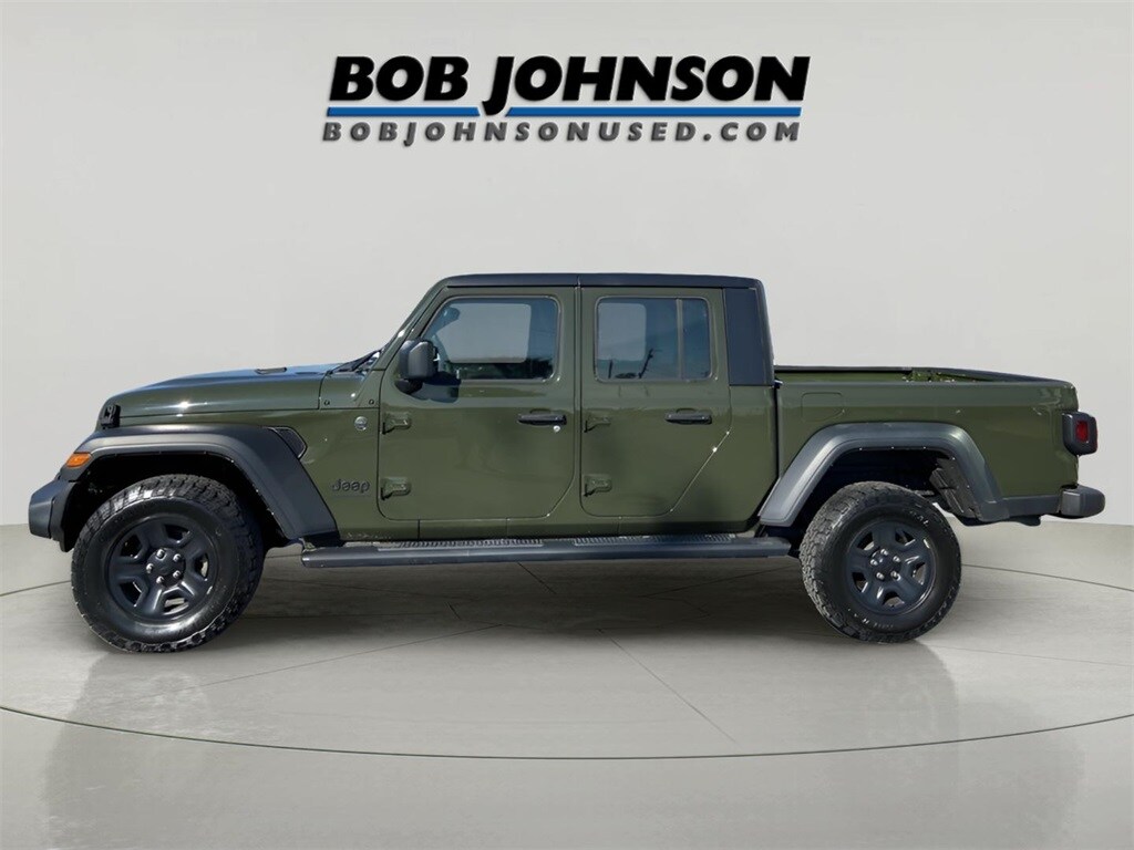 Used 2022 Jeep Gladiator Sport Truck