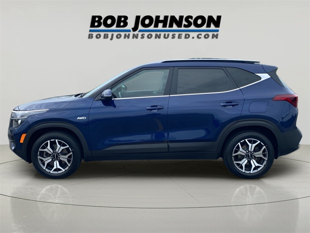 2023 Kia Seltos EX photo 4
