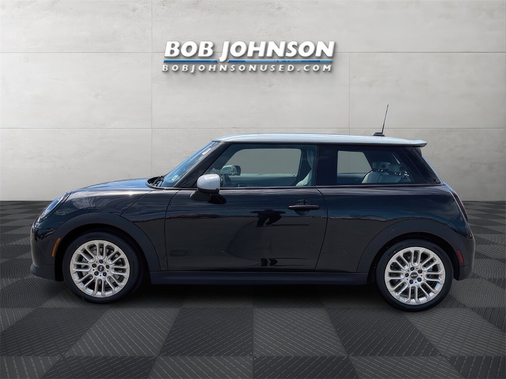 2025 Mini Cooper 2 Door Hardtop S photo 4