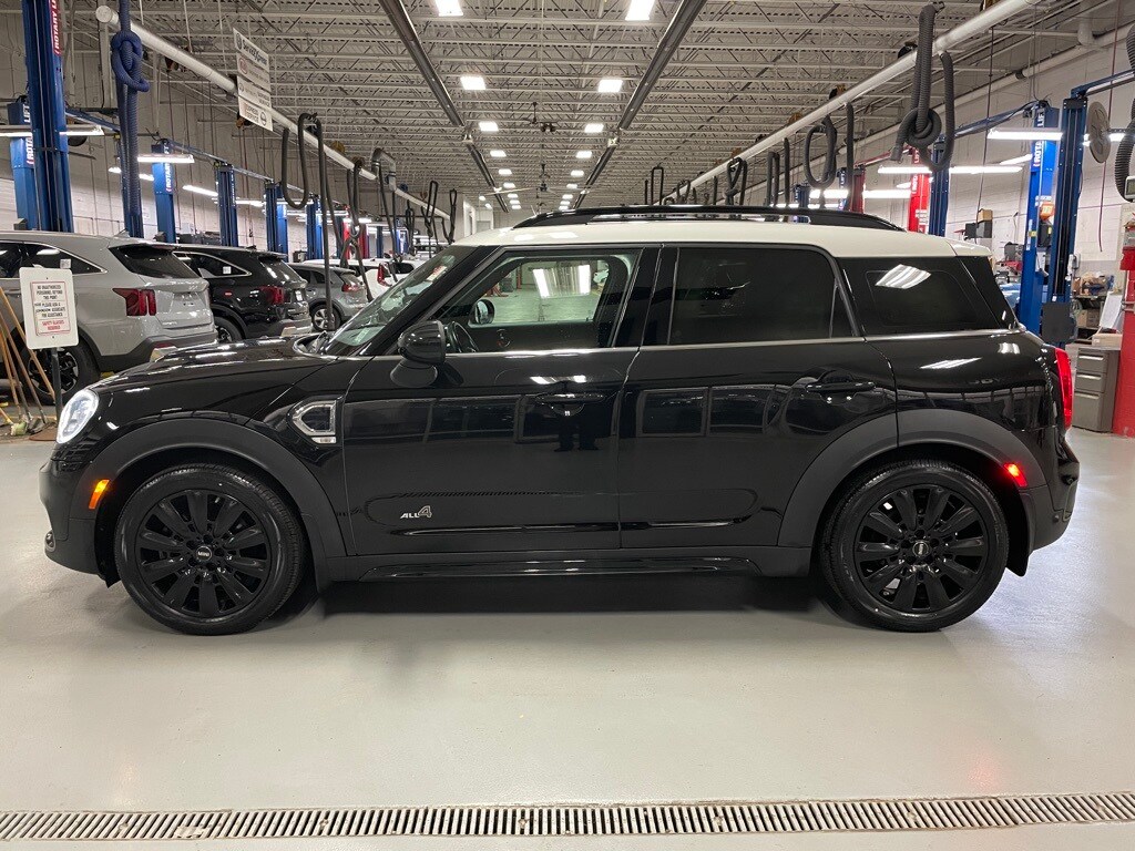2019 Mini Countryman ALL4 S photo 3