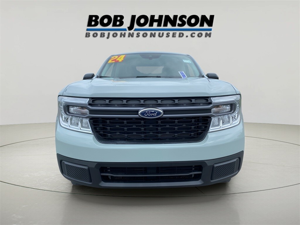 2024 Ford Maverick XLT photo 2