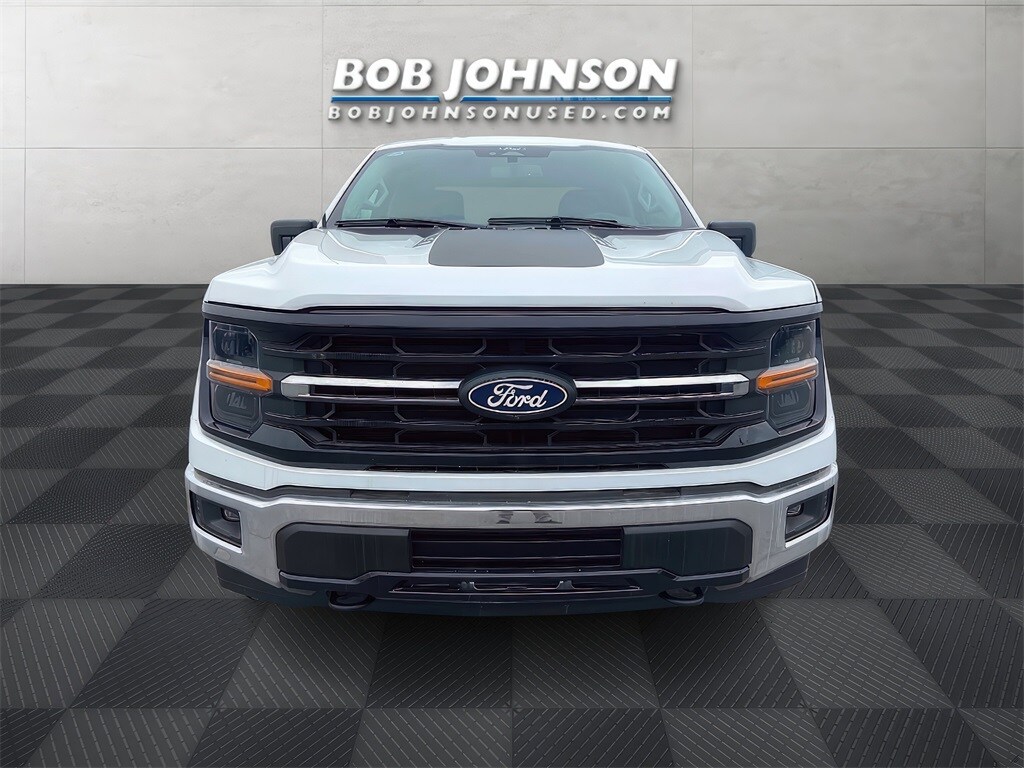2024 Ford F-150 XLT photo 3
