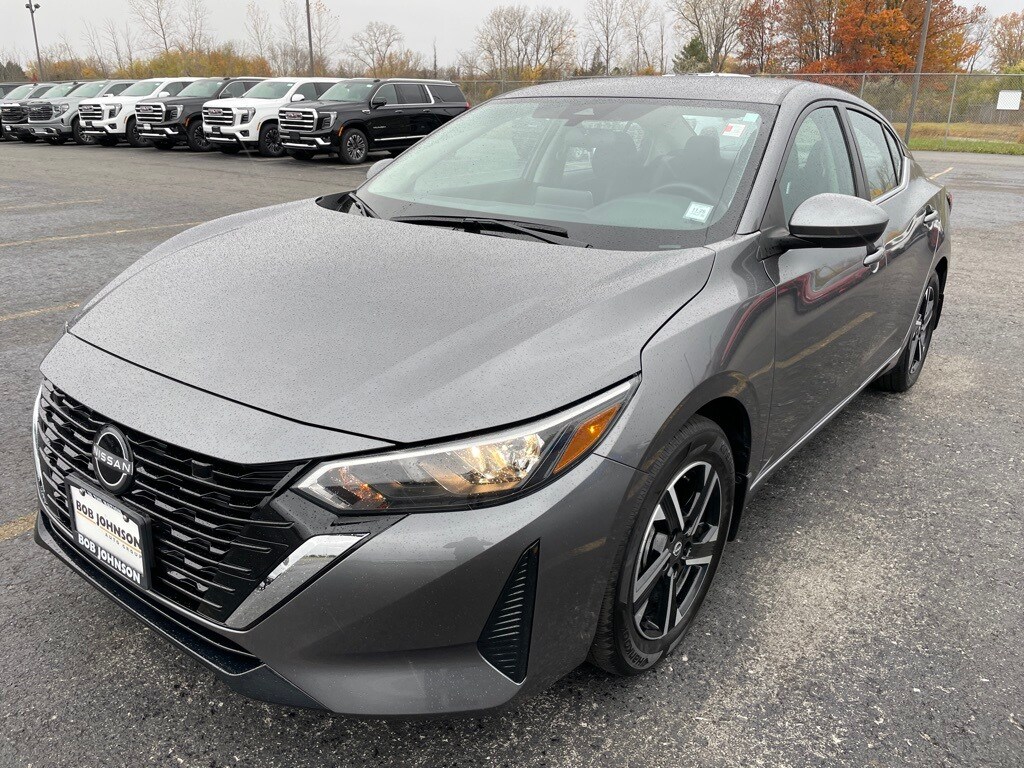 2025 Nissan Sentra SV photo 2