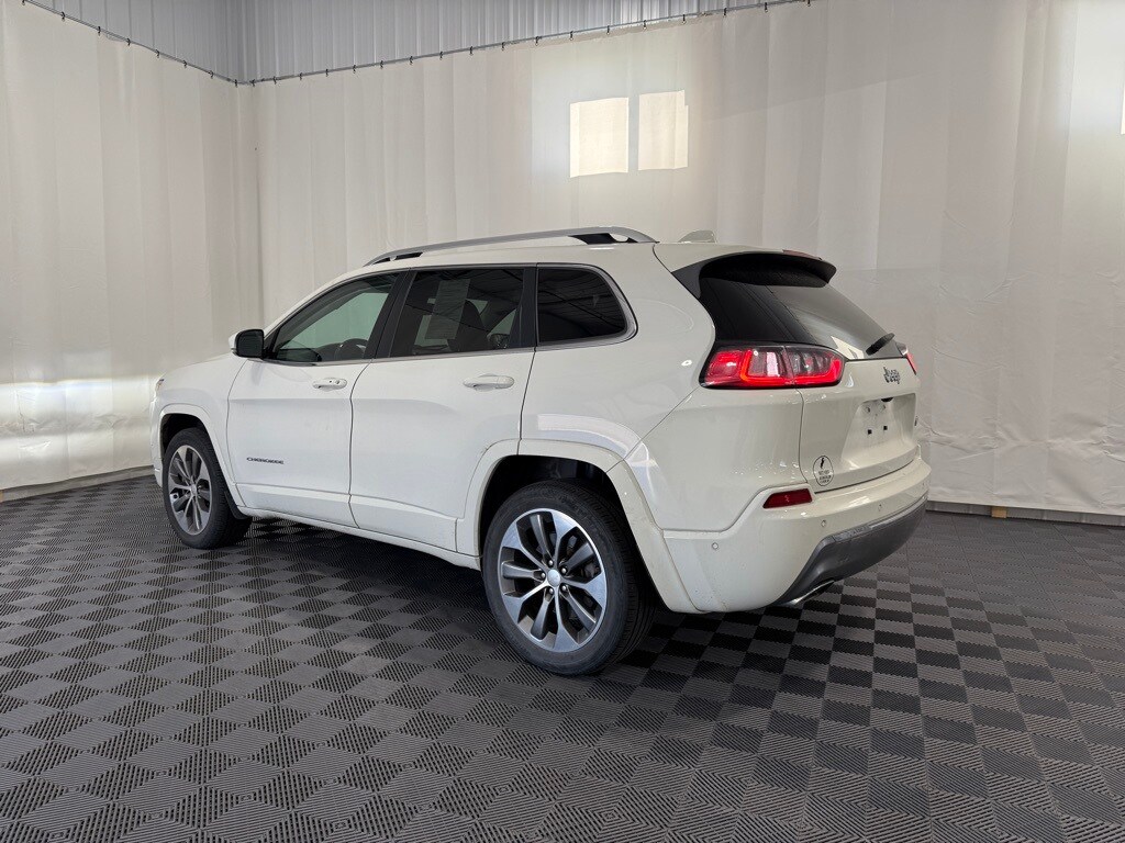 2019 Jeep Cherokee Overland photo 2