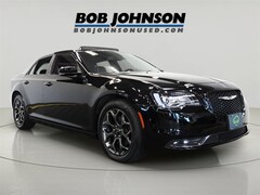 2018 Chrysler 300 S Sedan