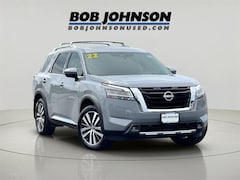 2022 Nissan Pathfinder Platinum SUV