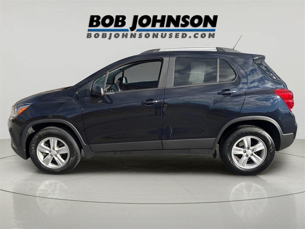 2021 Chevrolet Trax LT photo 3