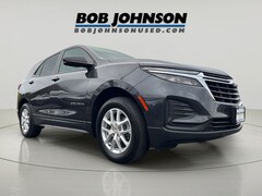 2022 Chevrolet Equinox LS SUV