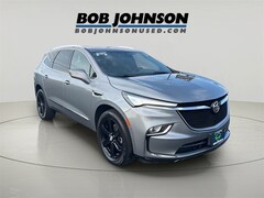 2023 Buick Enclave Essence SUV