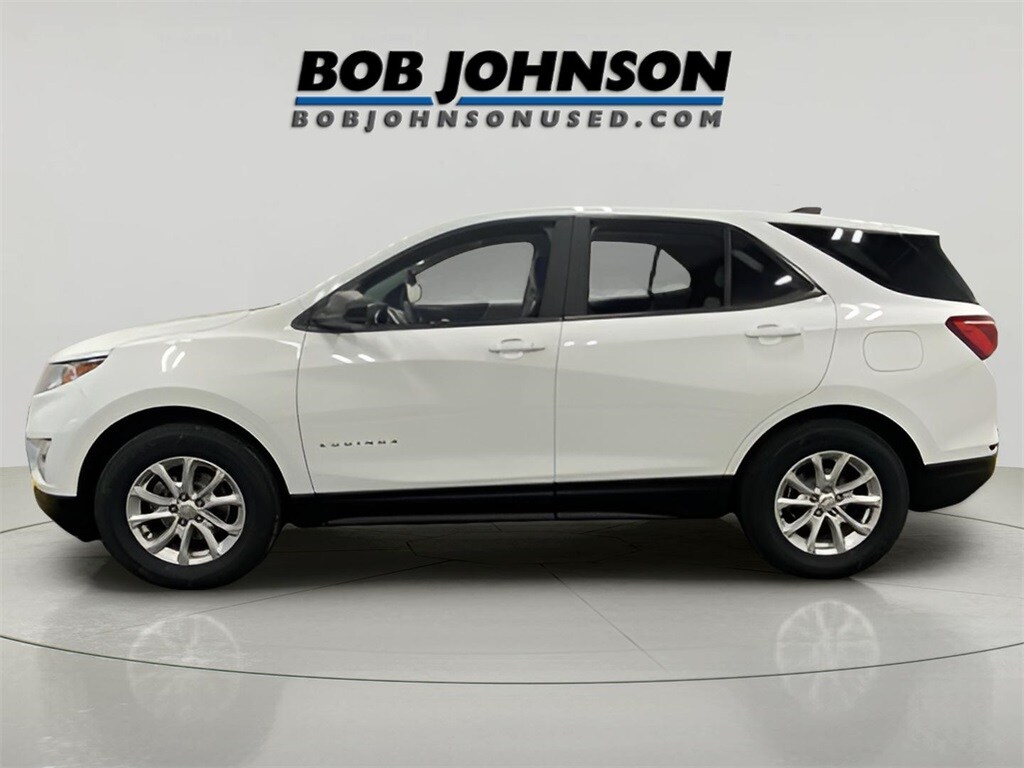2020 Chevrolet Equinox LS photo 4