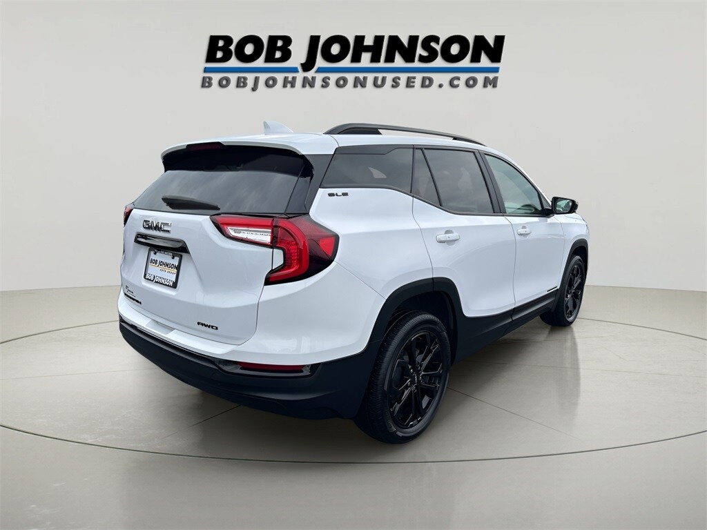 Used 2022 GMC Terrain SLE SUV