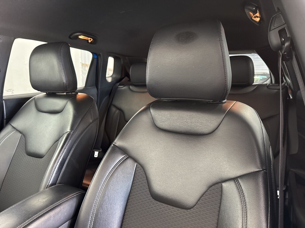 2022 Jeep Compass Altitude photo 3