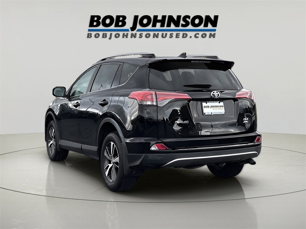 Used 2018 Toyota RAV4 XLE SUV