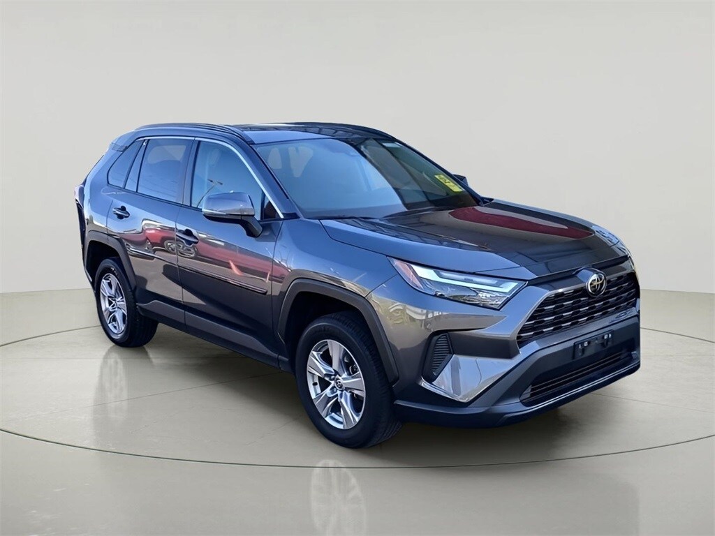 Used 2022 Toyota RAV4 XLE SUV