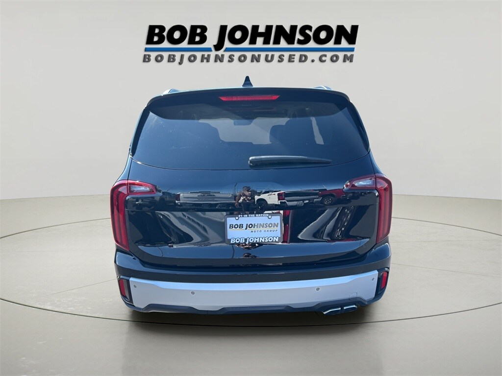 2024 Kia Telluride S photo 2