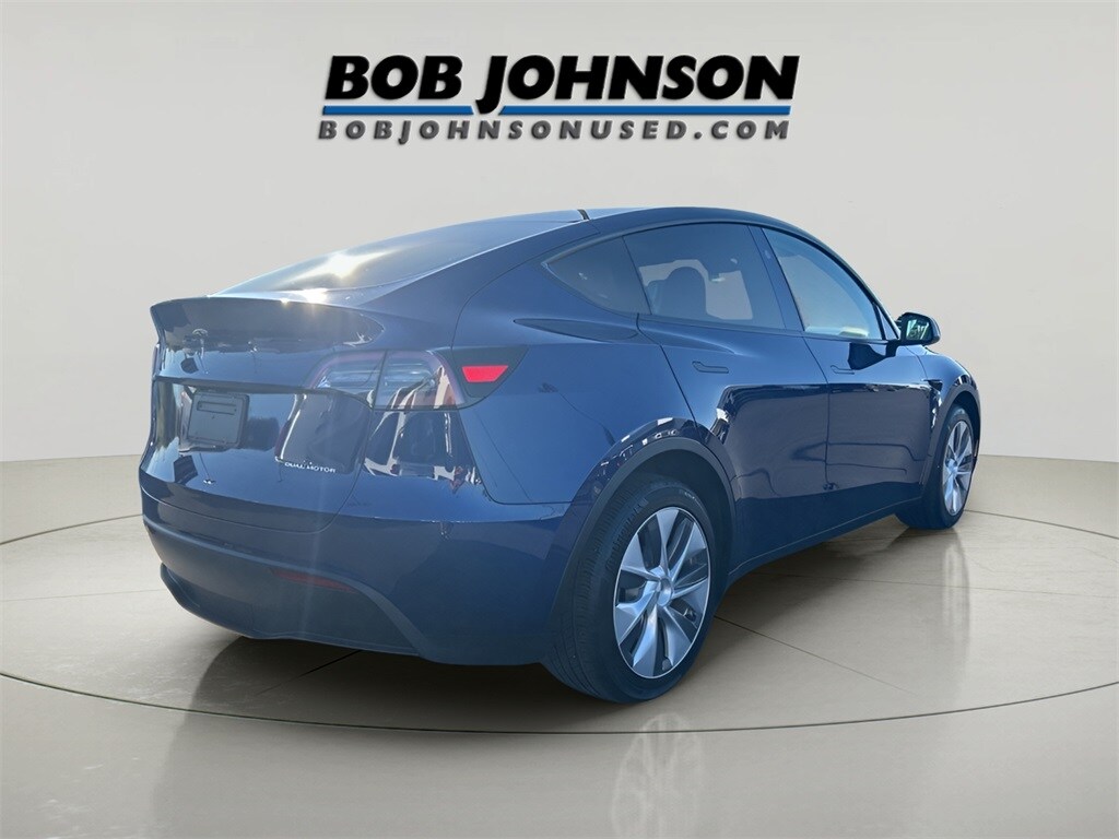 2023 Tesla Model Y Long Range photo 3
