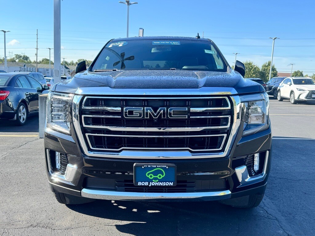 2022 Gmc Yukon SLT photo 2