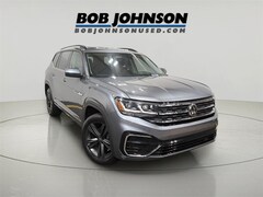 2021 Volkswagen Atlas 3.6L V6 SE w/Technology R-Line SUV