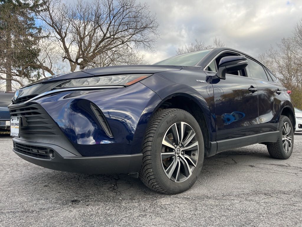 Used 2021 Toyota Venza LE SUV