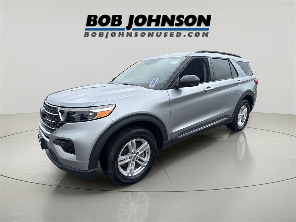 2022 Ford Explorer XLT photo 3