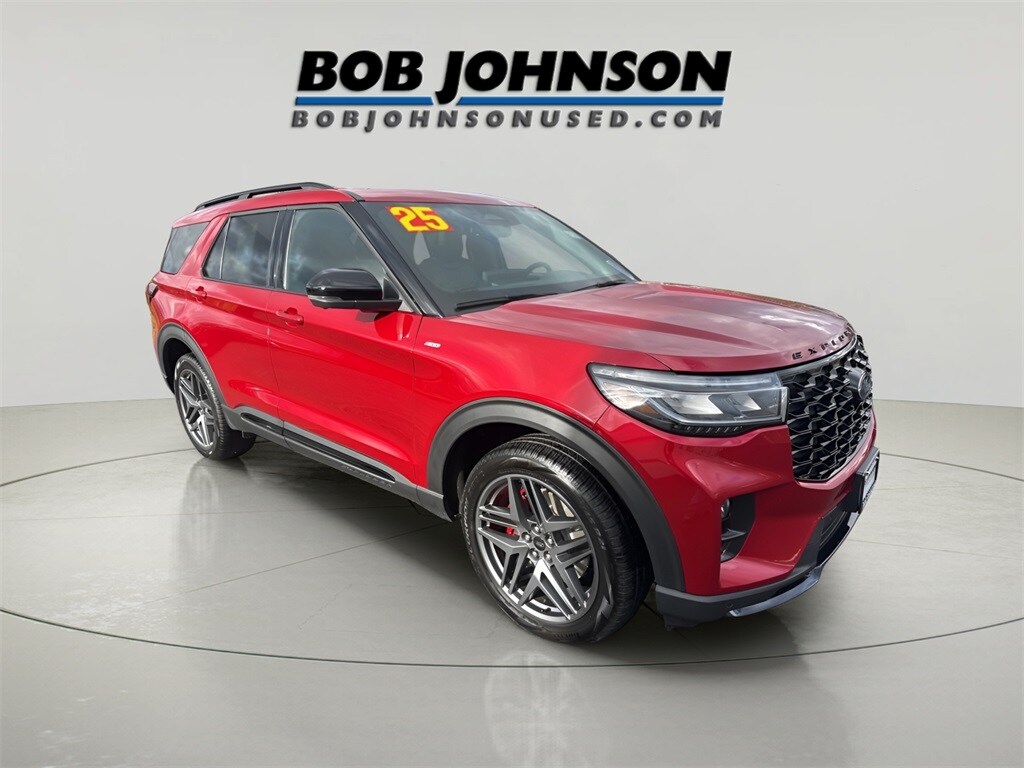 Used 2025 Ford Explorer ST-Line SUV