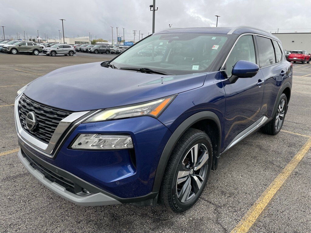 2021 Nissan Rogue SL photo 2
