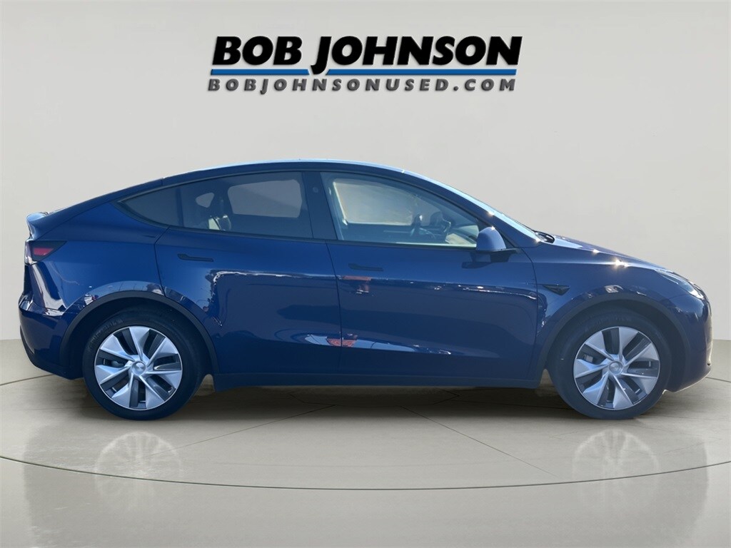 2023 Tesla Model Y Long Range photo 2
