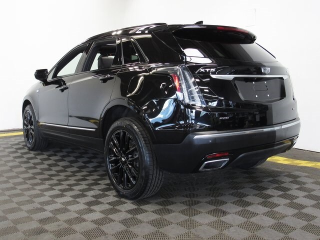 2021 Cadillac XT5 Sport photo 4