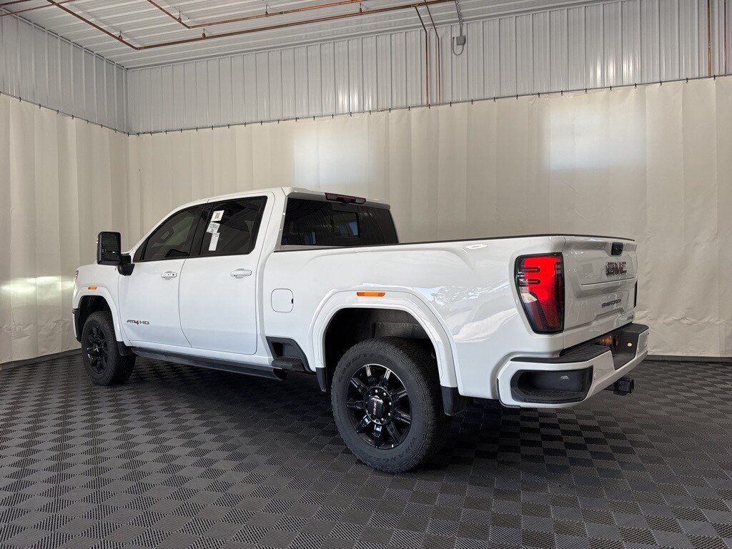 2024 Gmc Sierra HD AT4 photo 2