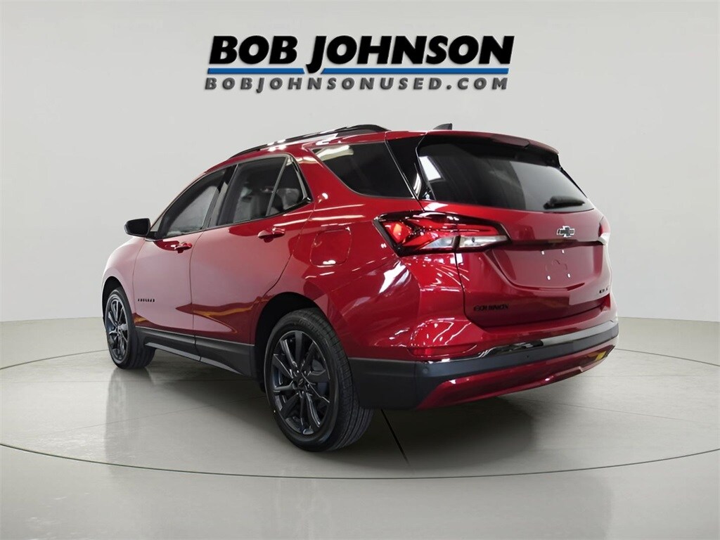 2022 Chevrolet Equinox RS photo 2